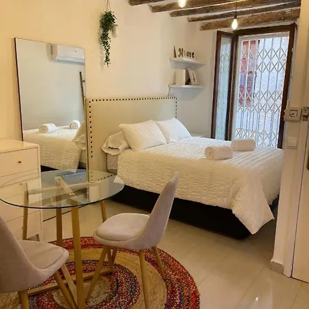 Apartment La Curiosa Del Casc Antic